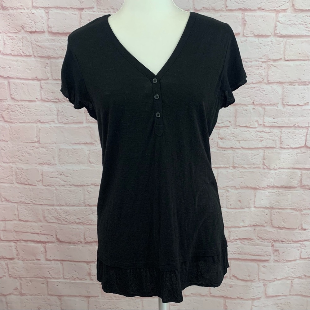 Vince Camuto black short sleeve shirt size M